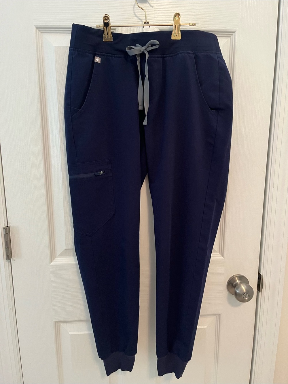 FIGS Zamora Technical Collection Navy Jogger Scrub Pants – Size S/P